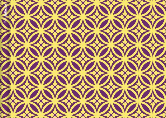 The Shippo planner cover in violet.